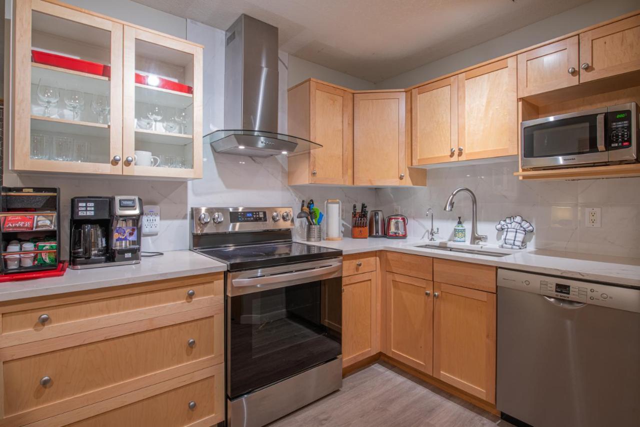 Mountain View 2 Bedroom Condo - Wt Top Floor-401 Canmore Zewnętrze zdjęcie
