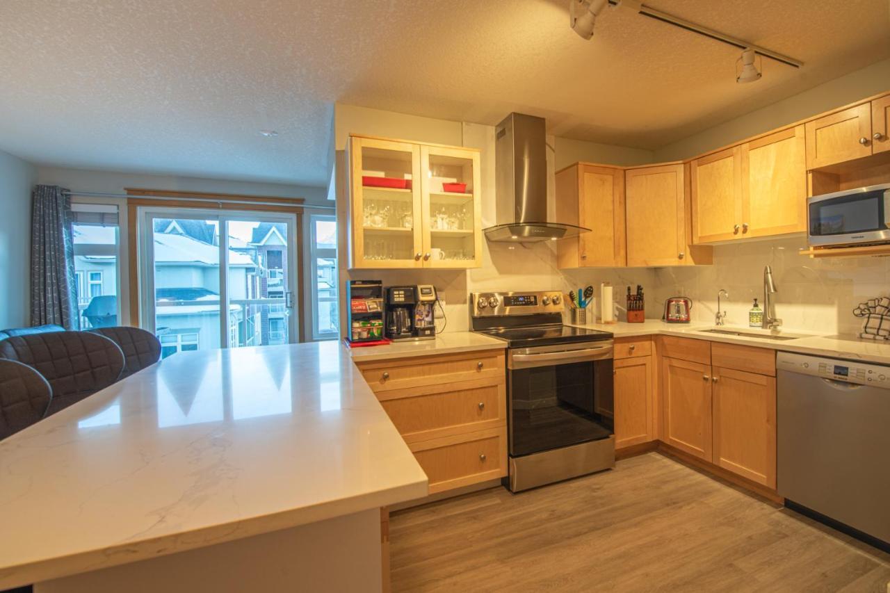Mountain View 2 Bedroom Condo - Wt Top Floor-401 Canmore Zewnętrze zdjęcie