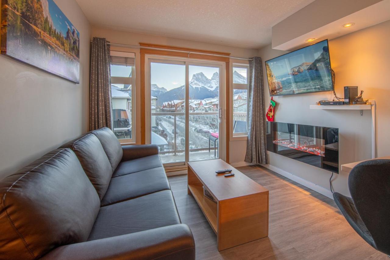 Mountain View 2 Bedroom Condo - Wt Top Floor-401 Canmore Zewnętrze zdjęcie
