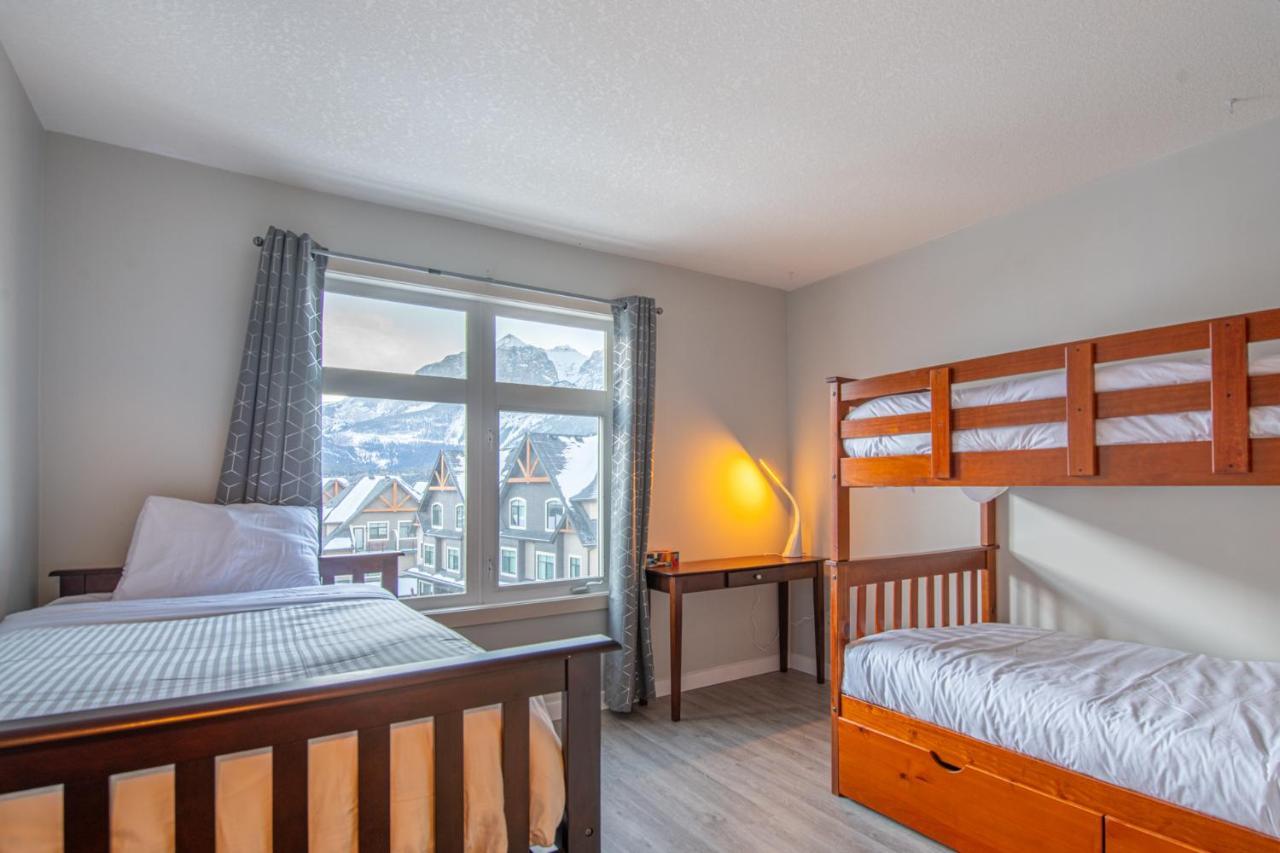 Mountain View 2 Bedroom Condo - Wt Top Floor-401 Canmore Zewnętrze zdjęcie